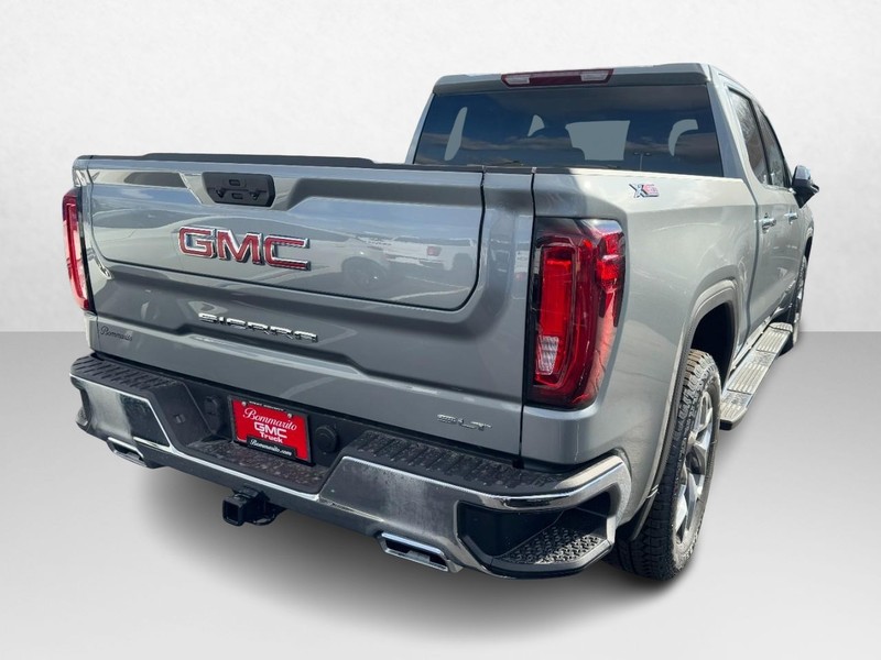 GMC Sierra 1500 Vehicle Image 03