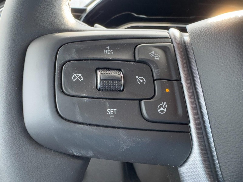 GMC Sierra 1500 Vehicle Image 12