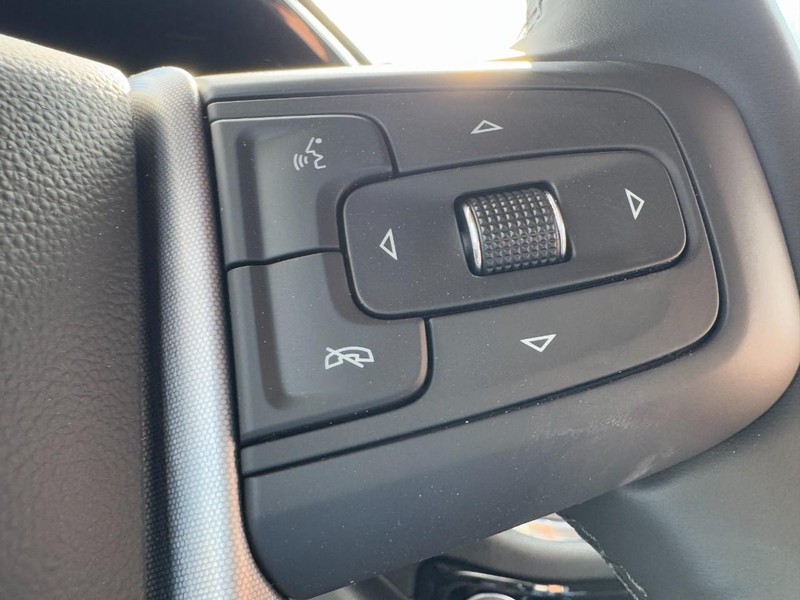 GMC Sierra 1500 Vehicle Image 13