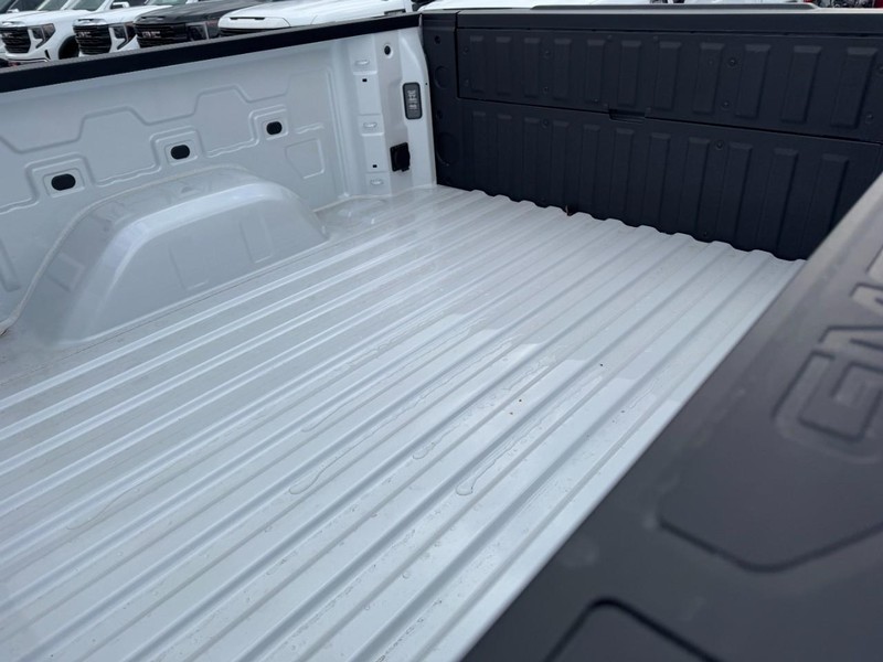 GMC Sierra 1500 Vehicle Image 07