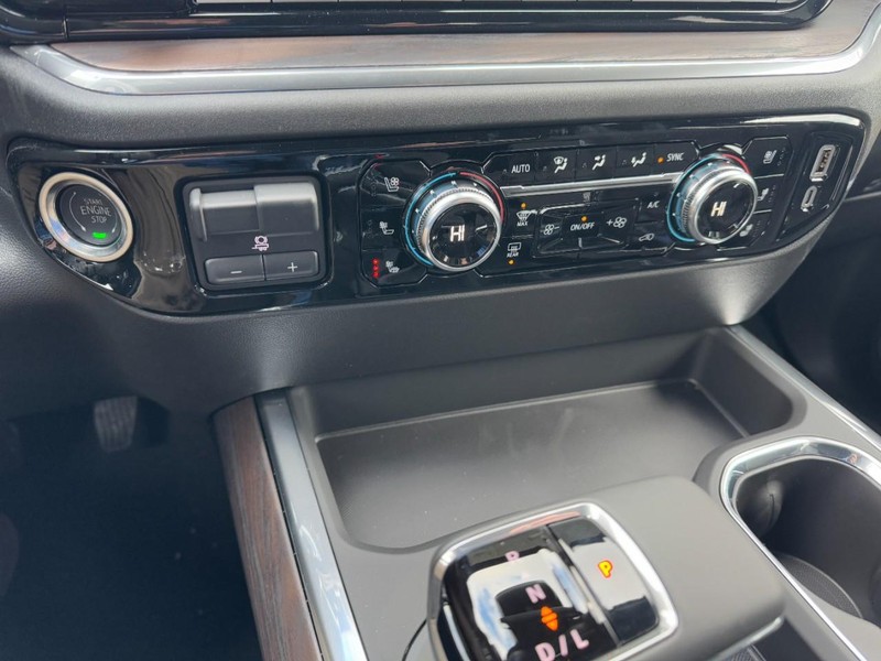 GMC Sierra 1500 Vehicle Image 15