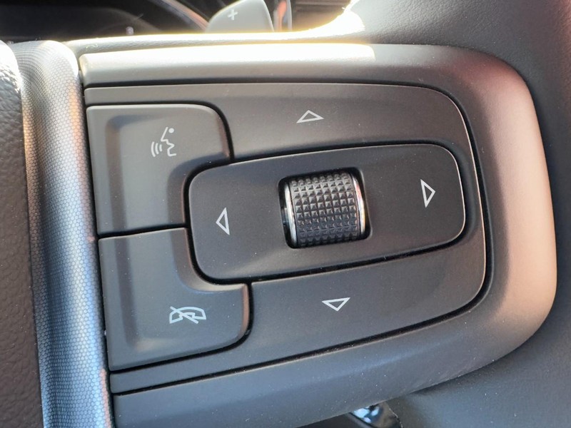 GMC Sierra 1500 Vehicle Image 13