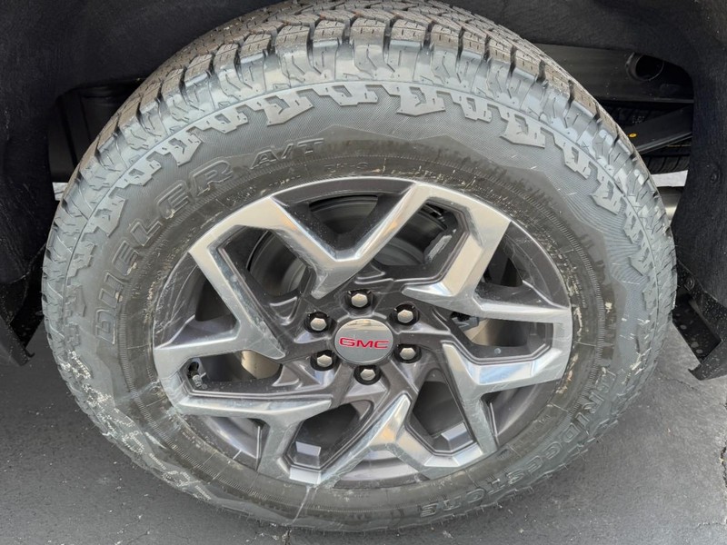 GMC Sierra 1500 Vehicle Image 06