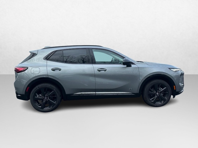 Buick Envision Vehicle Image 02