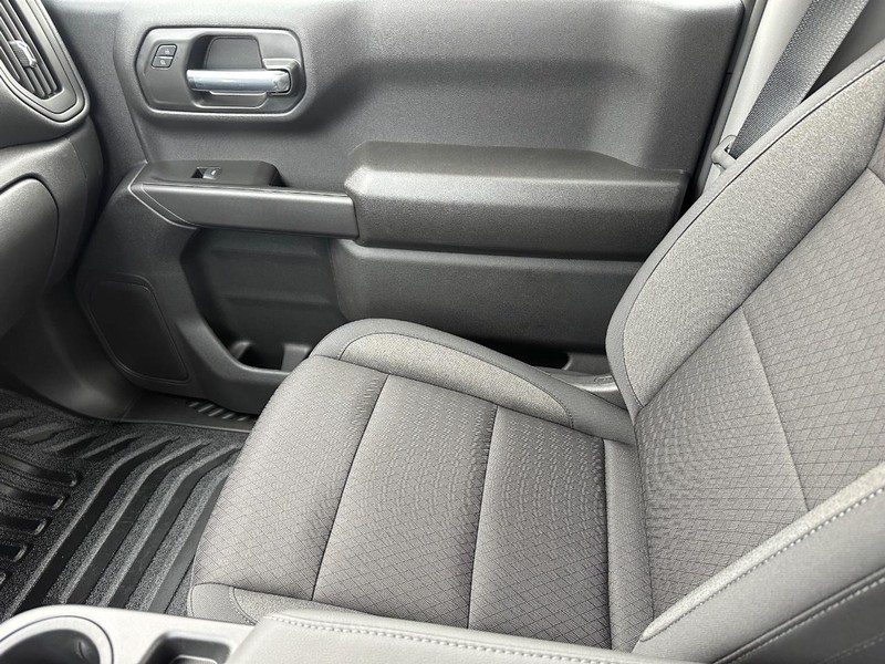GMC Sierra 1500 Vehicle Image 16