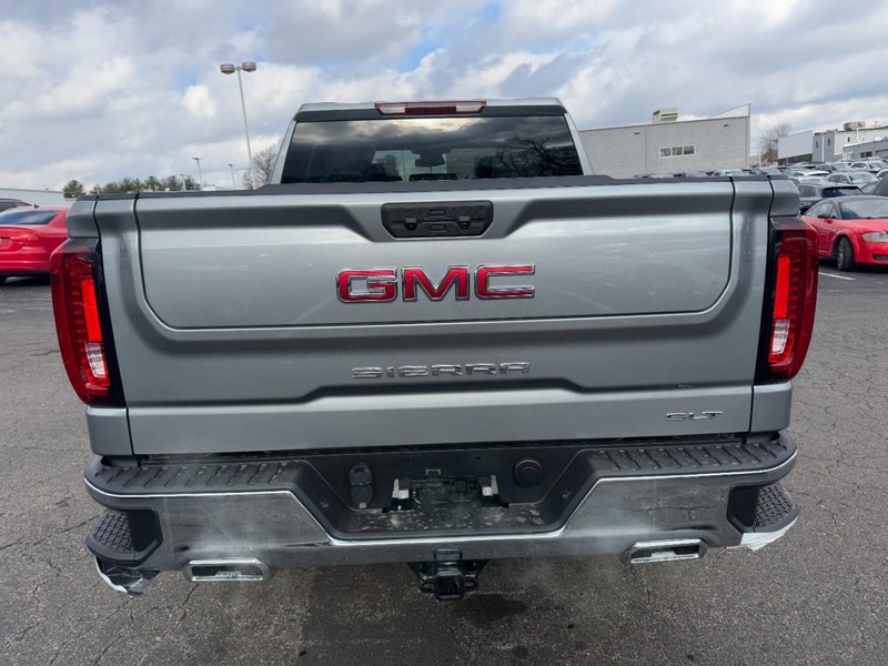 GMC Sierra 1500 Vehicle Image 04
