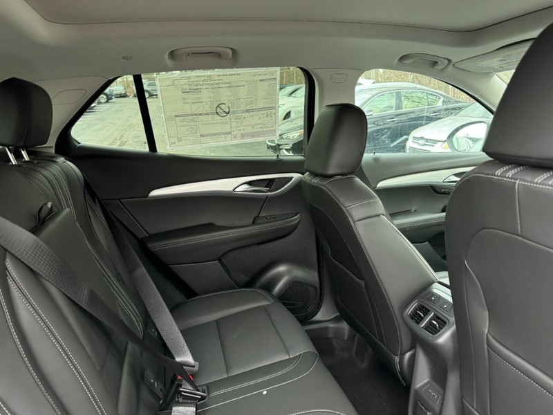Buick Envision Vehicle Image 05