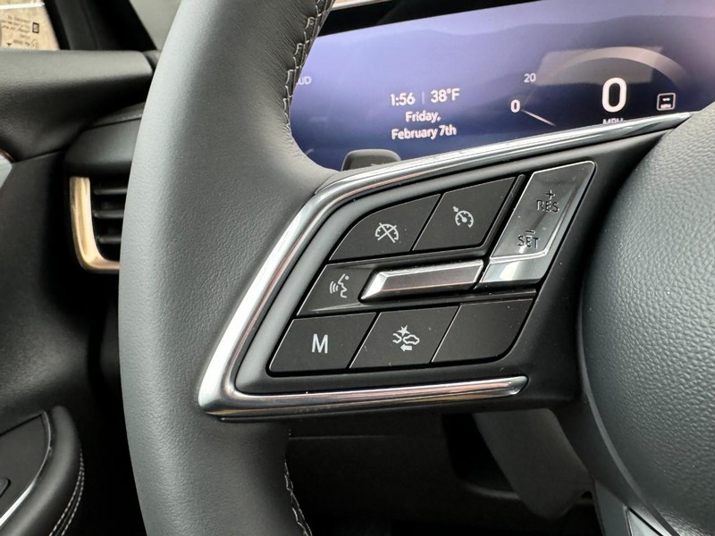 Buick Envision Vehicle Image 11