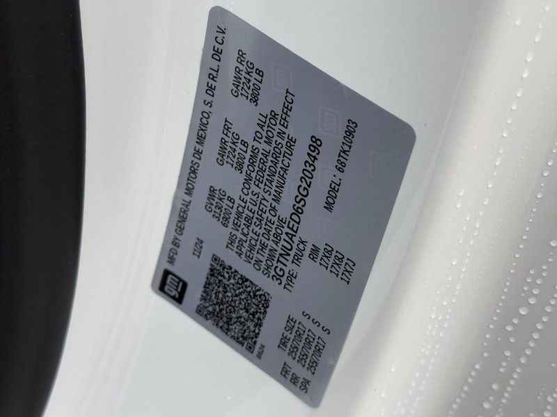 GMC Sierra 1500 Vehicle Image 14