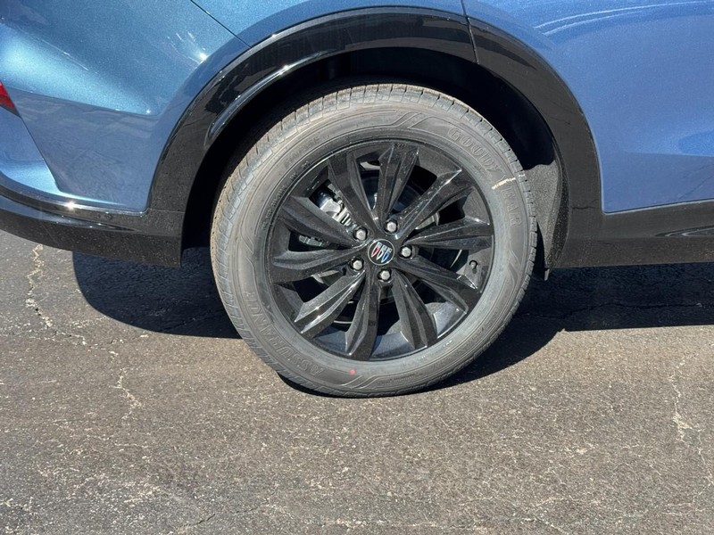 Buick Envista Vehicle Image 04