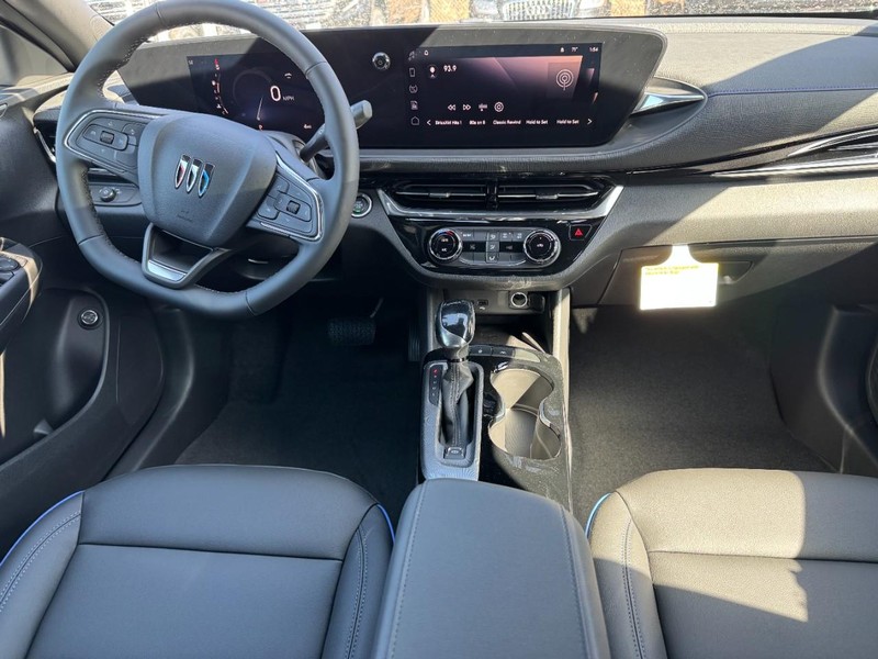 Buick Envista Vehicle Image 06