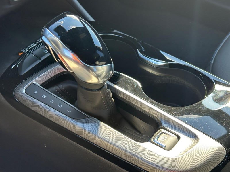 Buick Envista Vehicle Image 14