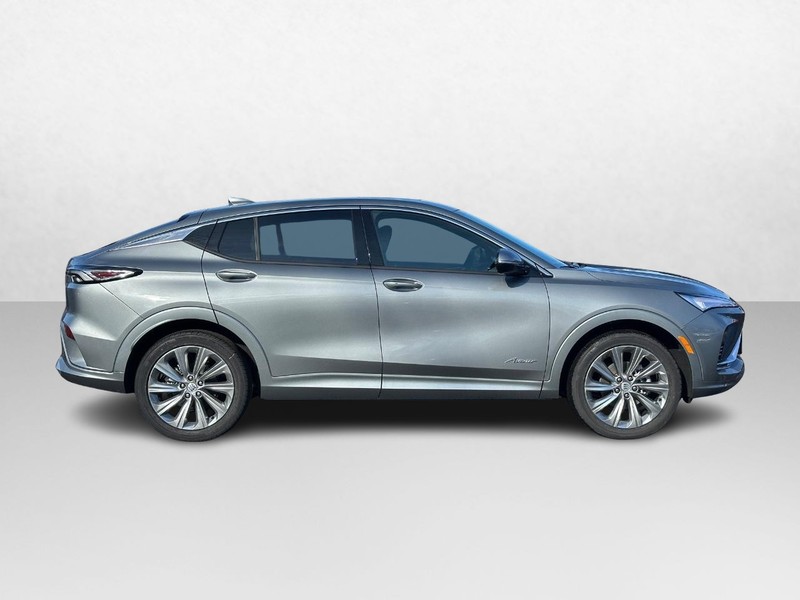 Buick Envista Vehicle Image 02