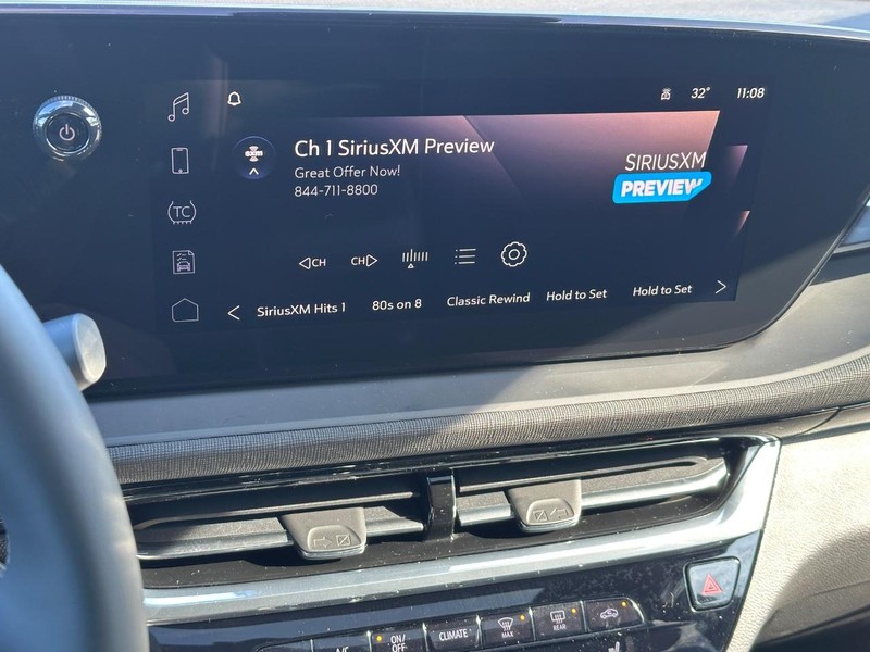Buick Envista Vehicle Image 12