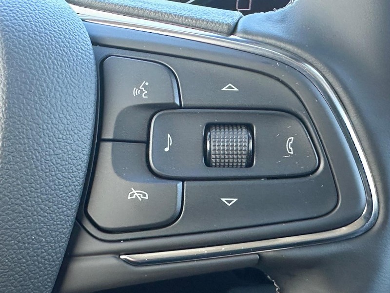 Buick Encore GX Vehicle Image 09