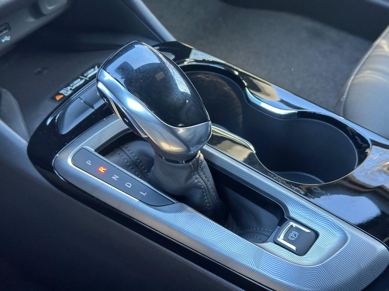 Buick Envista Vehicle Image 13