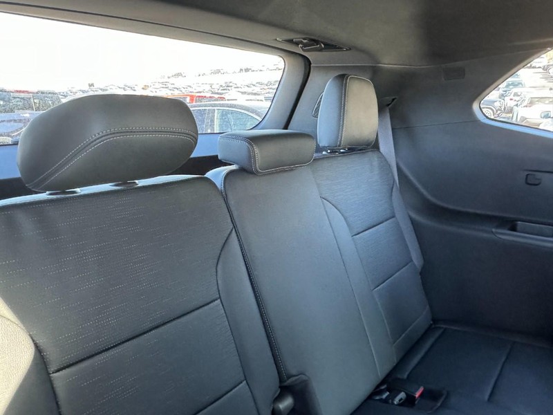 Buick Enclave Vehicle Image 06