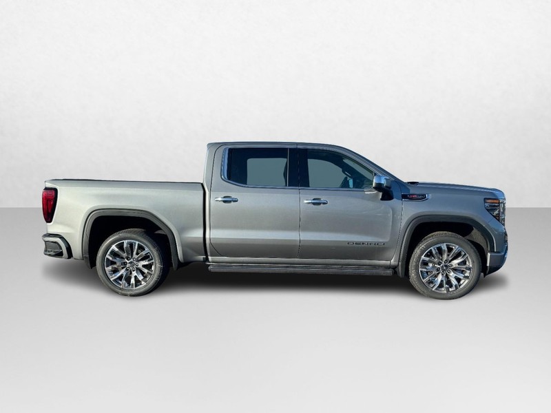 GMC Sierra 1500 Vehicle Image 02