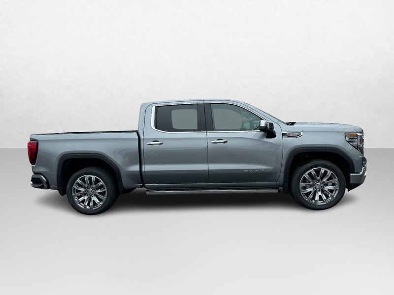 GMC Sierra 1500 Vehicle Image 02
