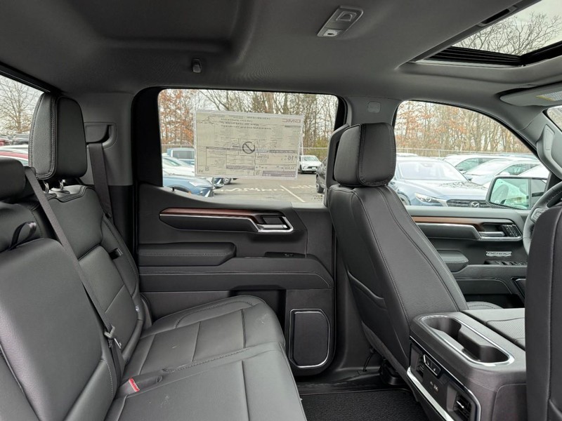 GMC Sierra 1500 Vehicle Image 05