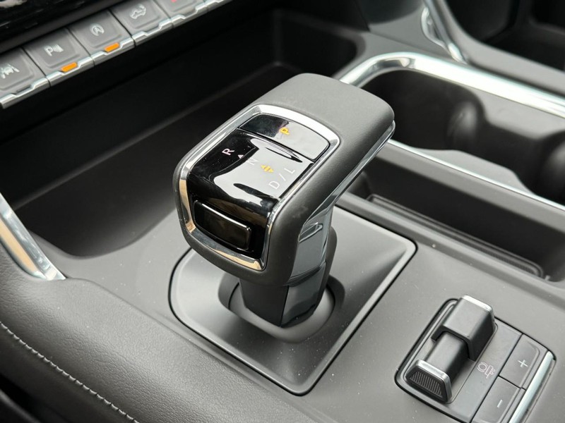 GMC Sierra 1500 Vehicle Image 14