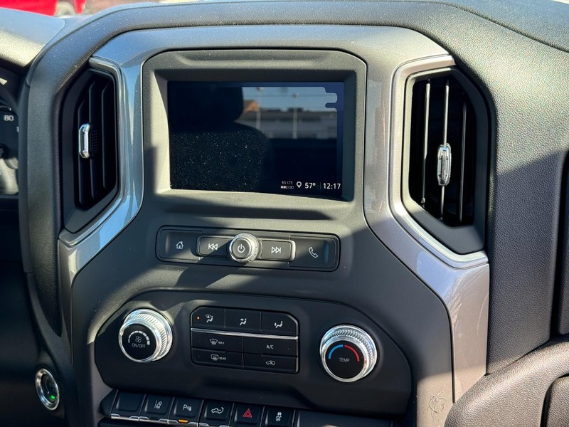 GMC Sierra 2500HD Vehicle Image 08