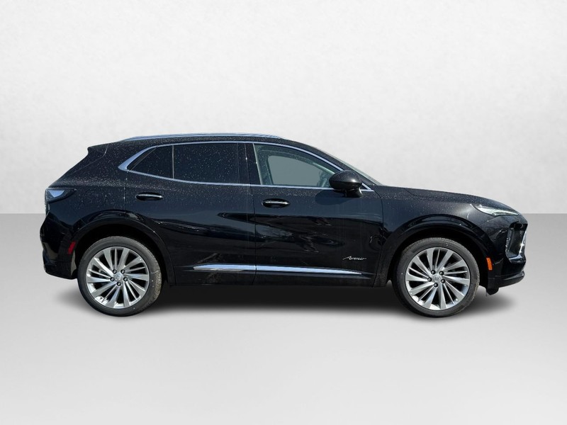 Buick Envision Vehicle Image 02