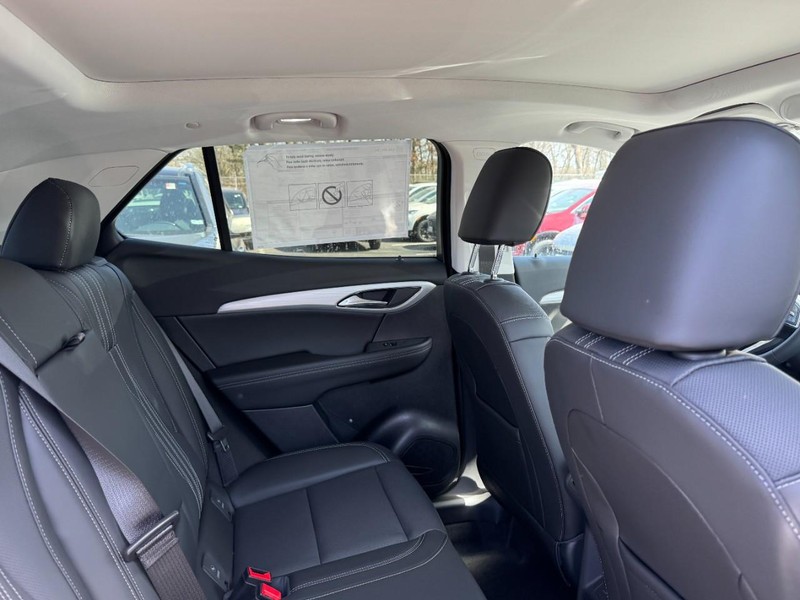 Buick Envision Vehicle Image 05