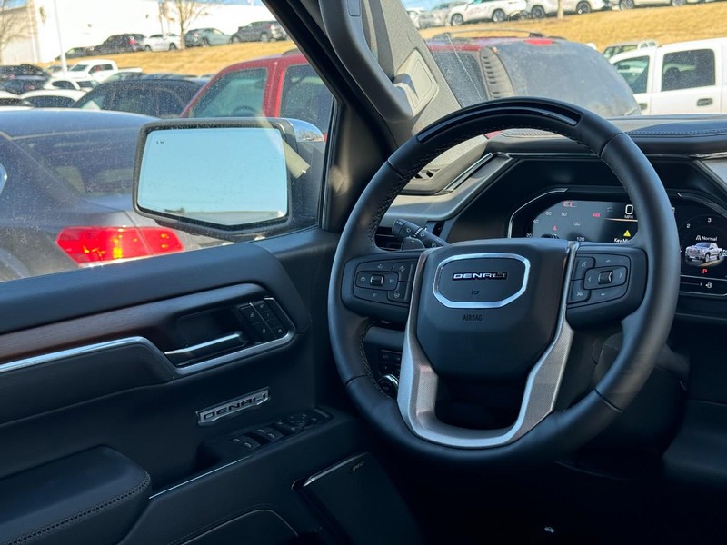 GMC Sierra 1500 Vehicle Image 07