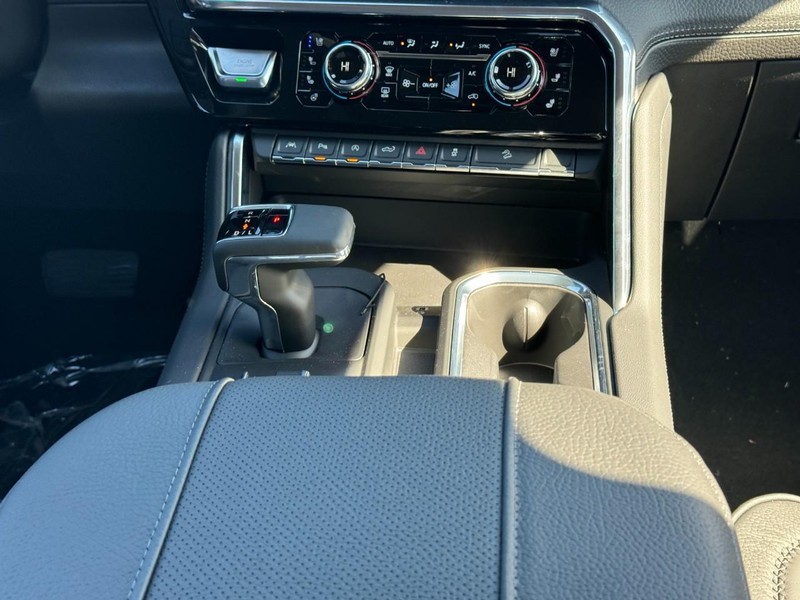GMC Sierra 1500 Vehicle Image 09