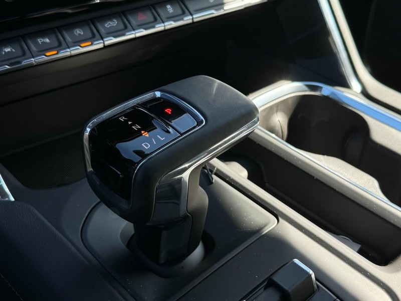 GMC Sierra 1500 Vehicle Image 14