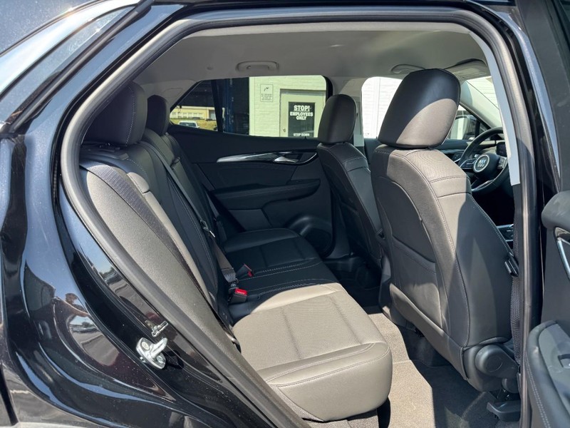 Buick Envision Vehicle Image 05