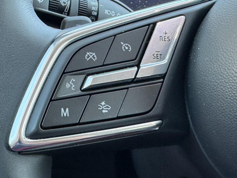 Buick Envision Vehicle Image 10
