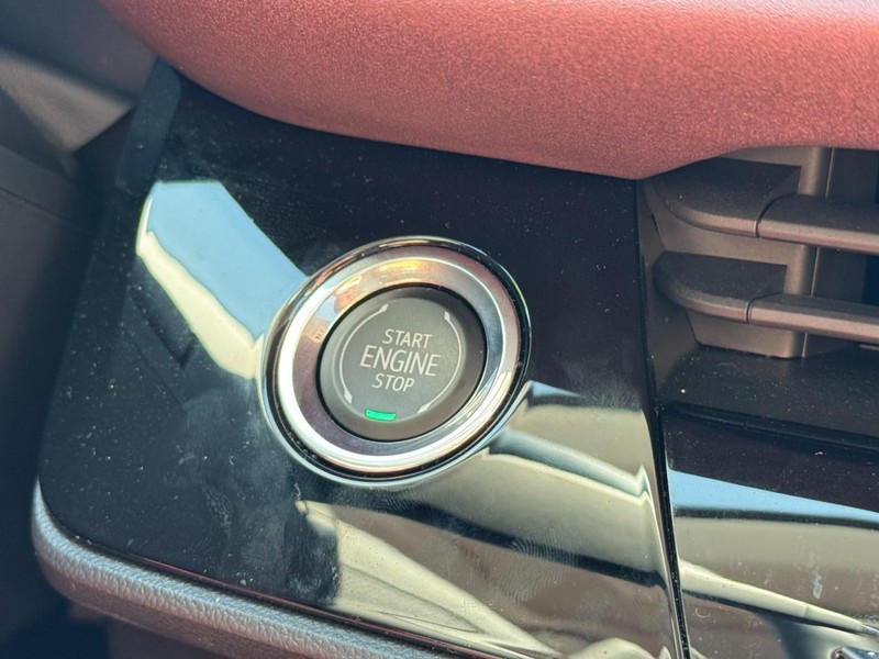 Buick Envision Vehicle Image 14
