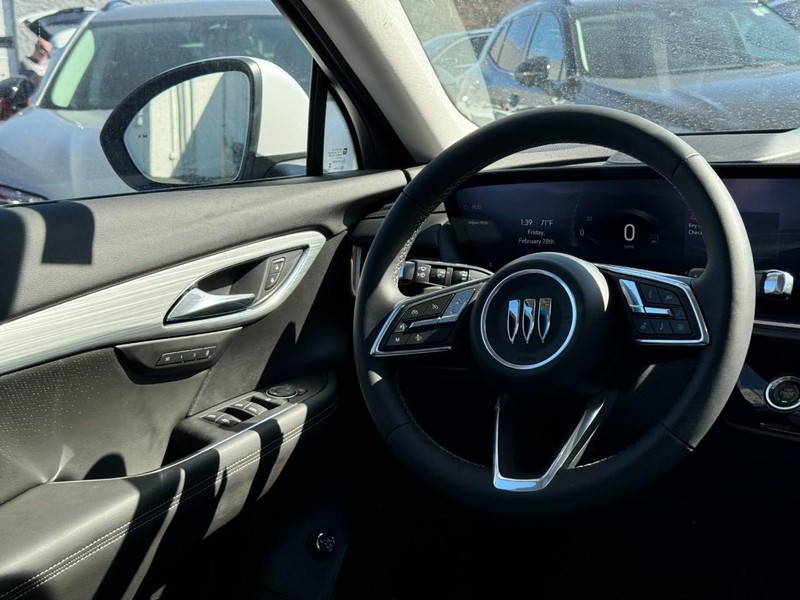 Buick Envision Vehicle Image 07