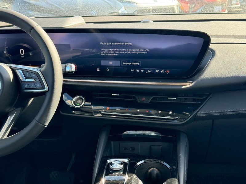 Buick Envision Vehicle Image 08