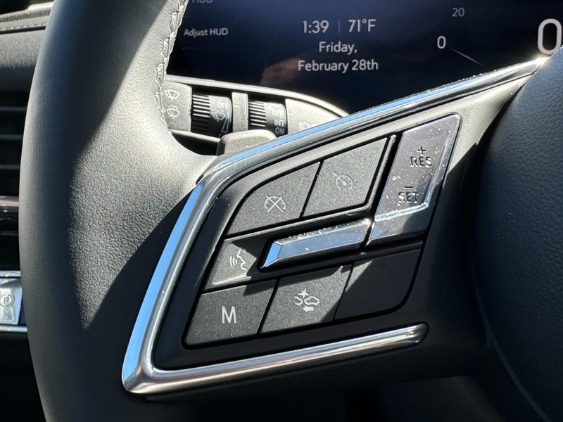 Buick Envision Vehicle Image 10