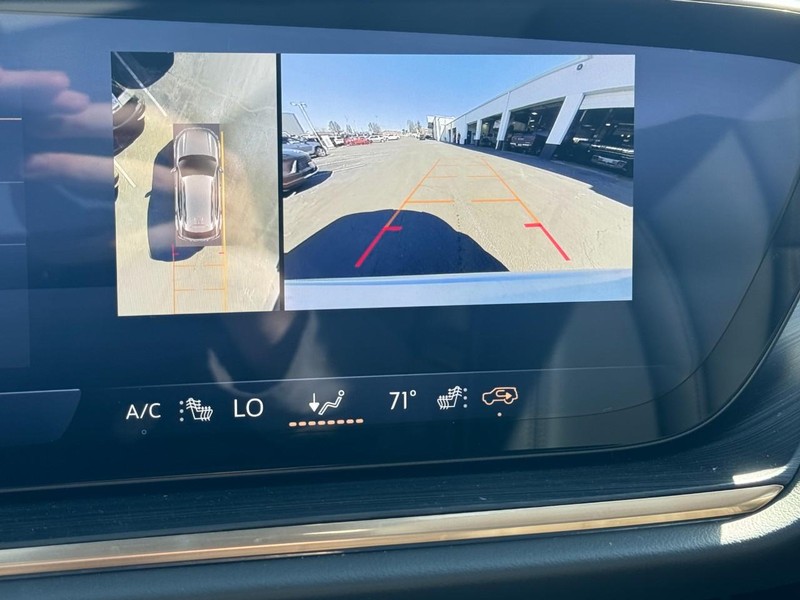 Buick Envision Vehicle Image 14