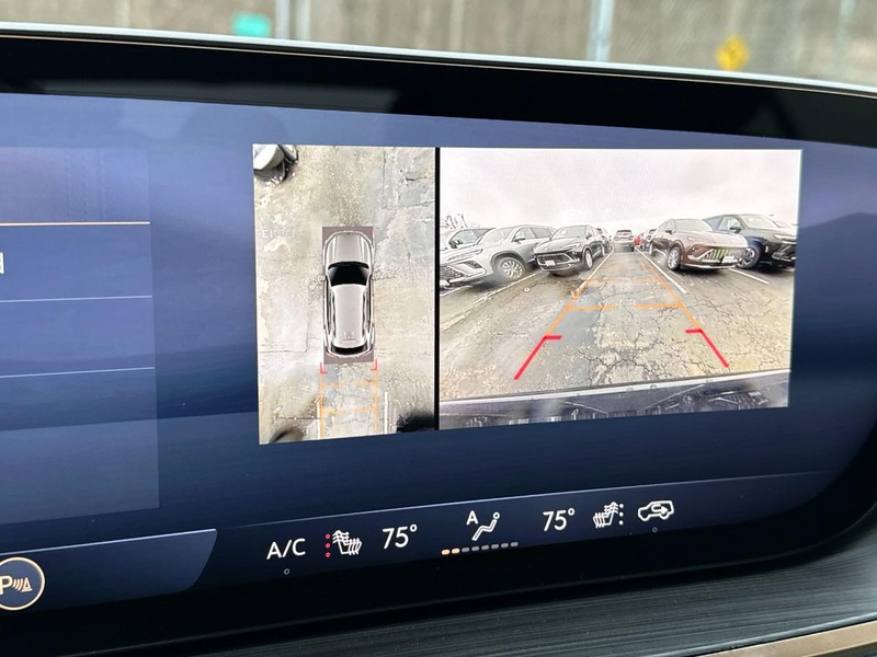 Buick Envision Vehicle Image 14
