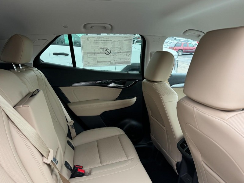 Buick Envision Vehicle Image 05
