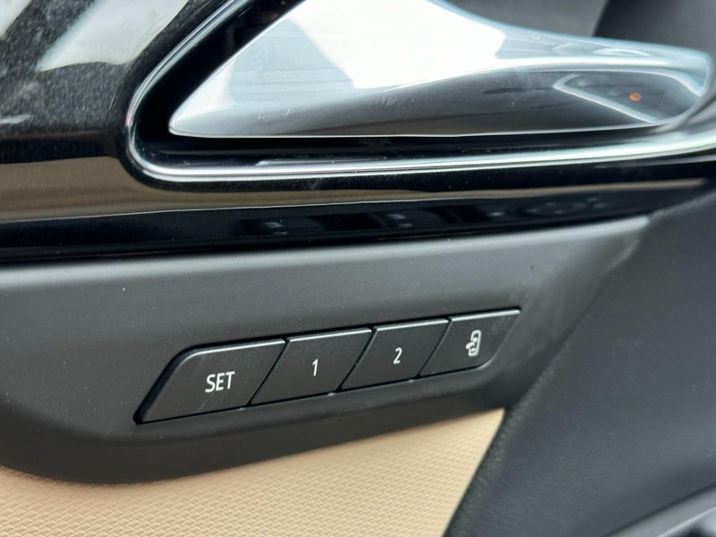 Buick Envision Vehicle Image 10