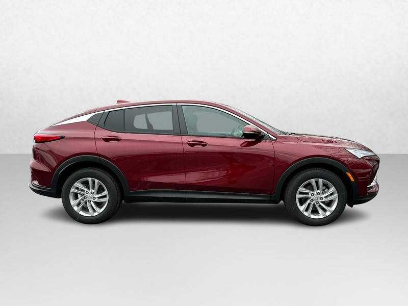 Buick Envista Vehicle Image 02