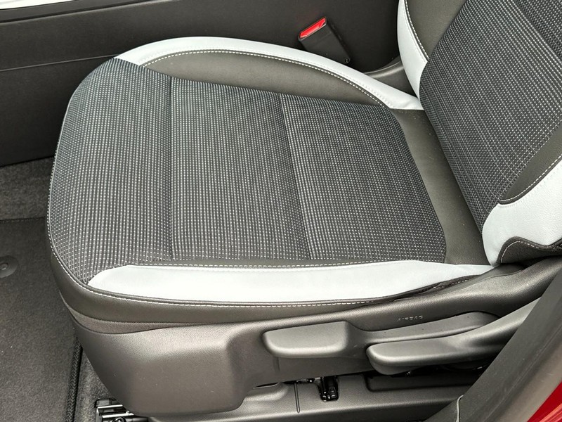 Buick Envista Vehicle Image 15