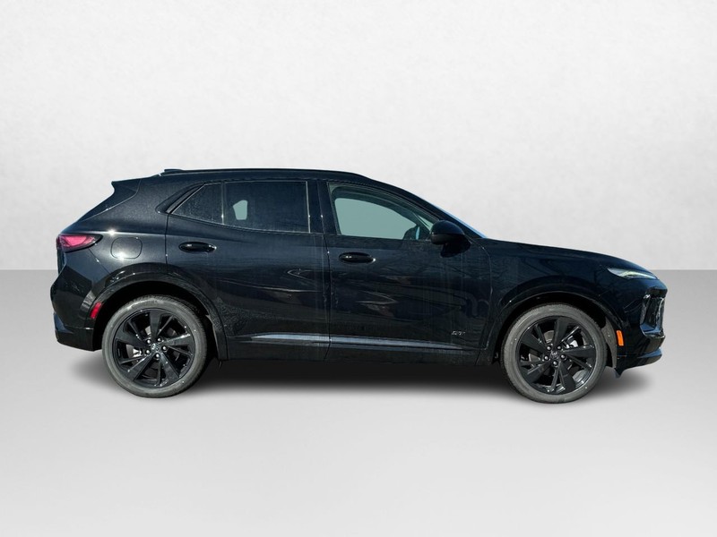 Buick Envision Vehicle Image 02