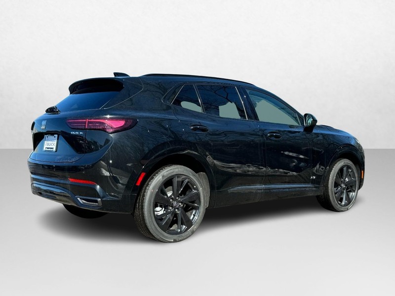Buick Envision Vehicle Image 03