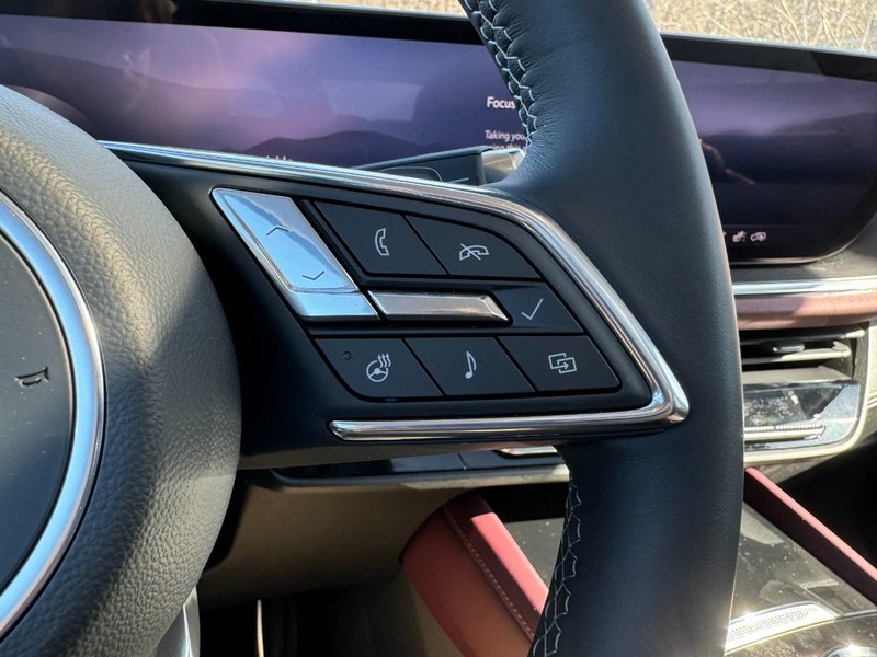Buick Envision Vehicle Image 12