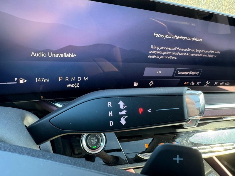Buick Envision Vehicle Image 13
