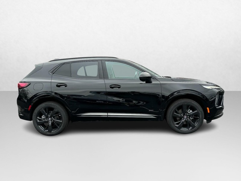 Buick Envision Vehicle Image 02