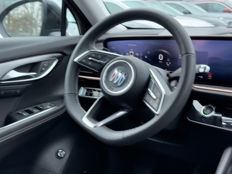 Buick Envision Vehicle Image 07