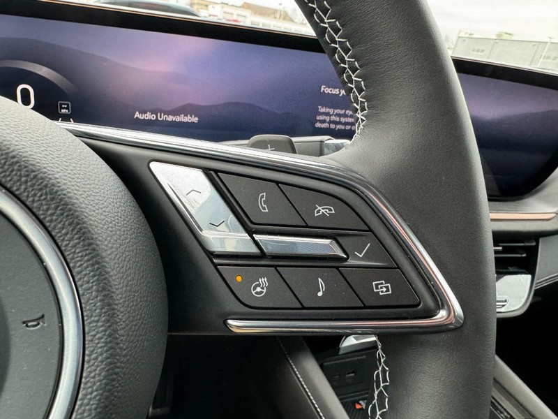 Buick Envision Vehicle Image 12